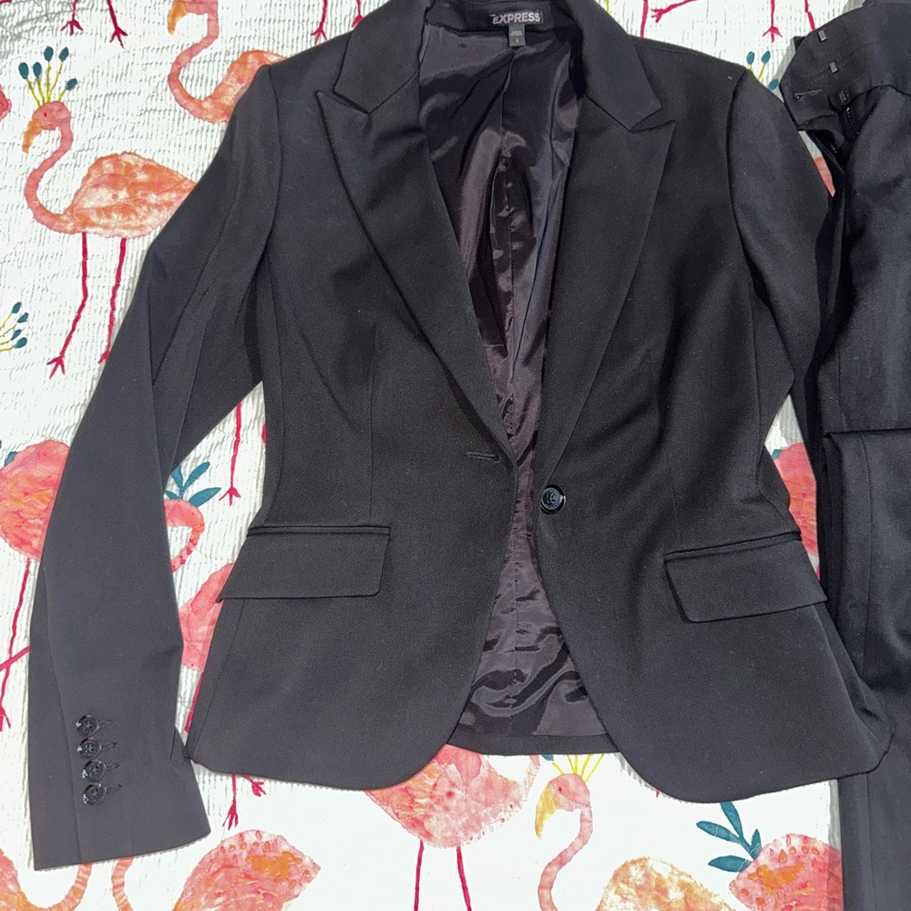 Women’s Express Classic Editor Black Suit Set - Picture 3 of 6